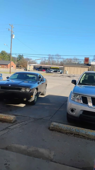 2010 Dodge Challenger 3rd Gen - Image 4 of 6