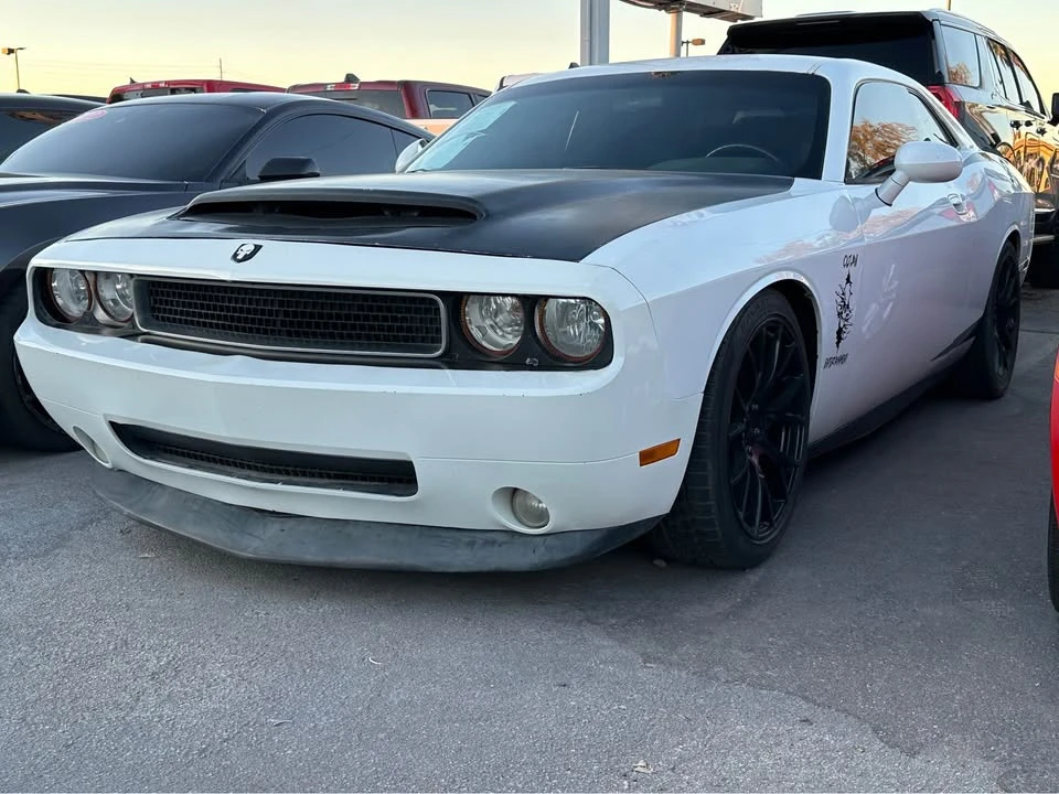 2010 Dodge Challenger 3rd Gen - Image 4 of 6