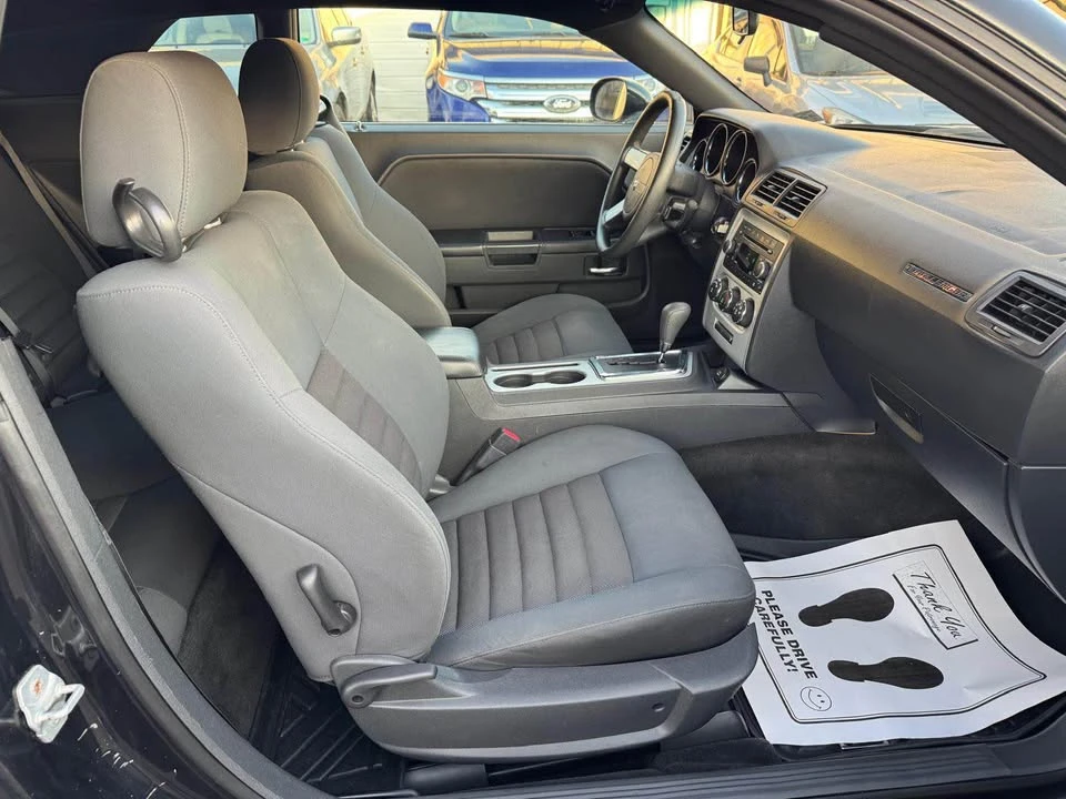 2010 Dodge Challenger 3rd Gen - Image 9 of 20