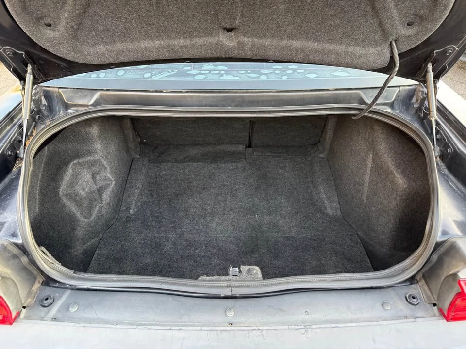 2010 Dodge Challenger 3rd Gen - Image 11 of 20
