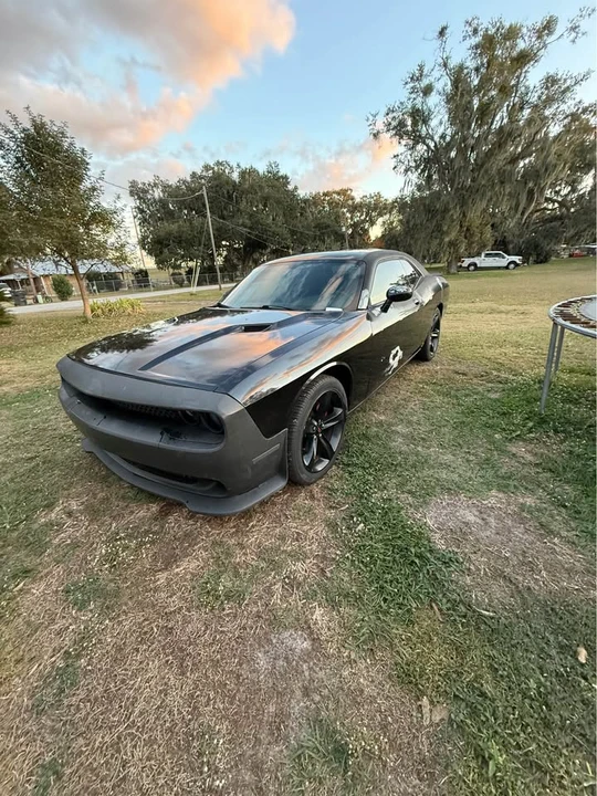 2010 Dodge Challenger 3rd Gen - Image 2 of 6