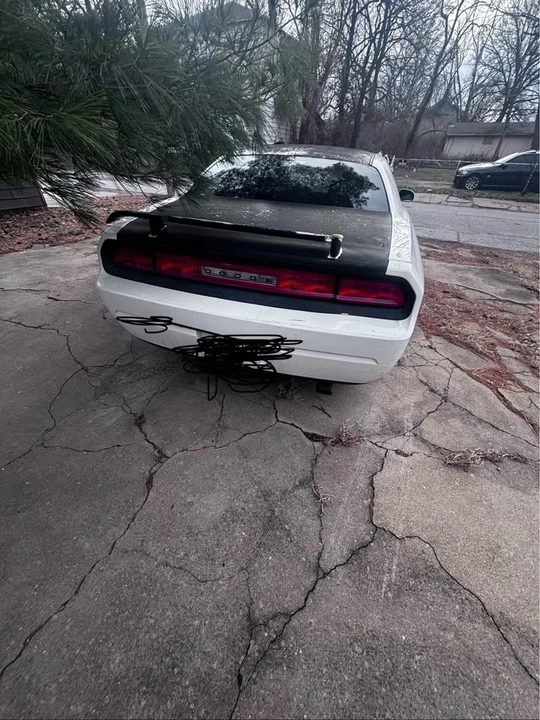 2010 Dodge Challenger 3rd Gen - Image 2 of 4