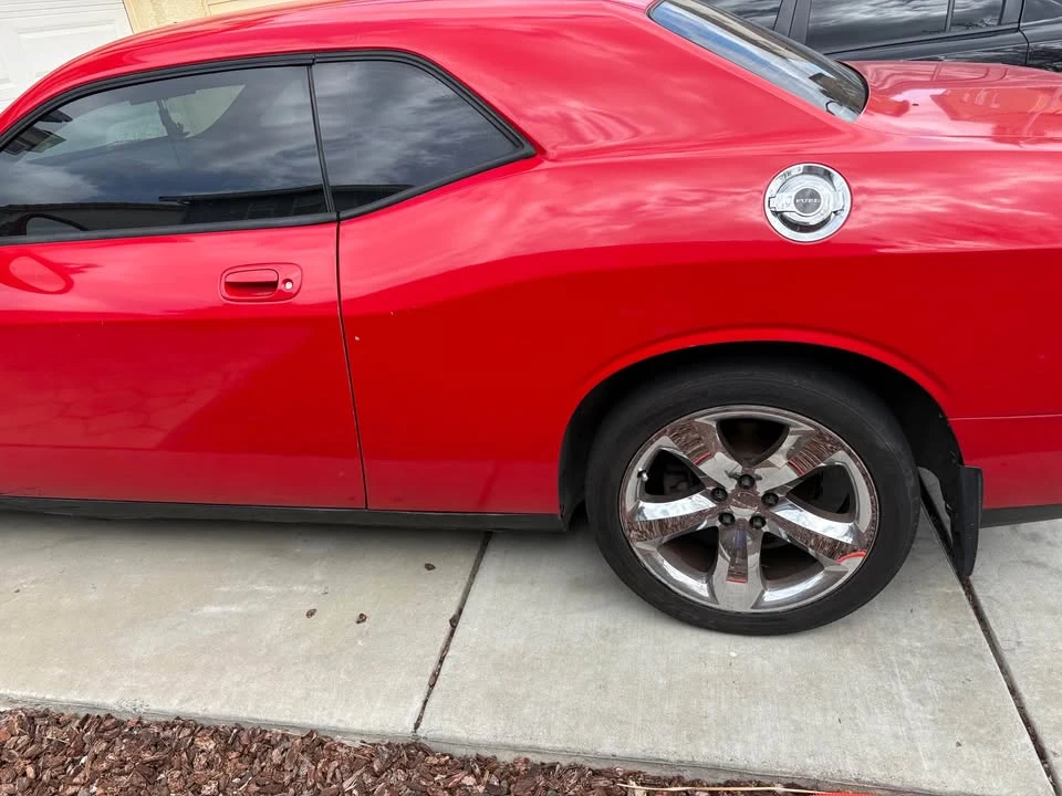 2010 Dodge Challenger 3rd Gen - Image 2 of 5