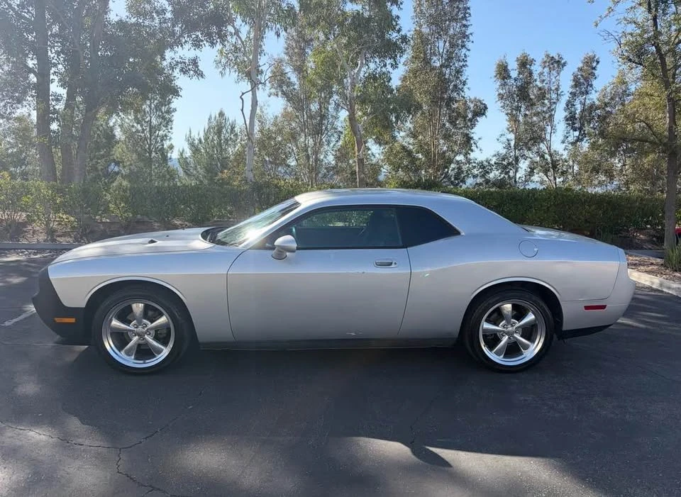 2010 Dodge Challenger 3rd Gen - Image 14 of 14
