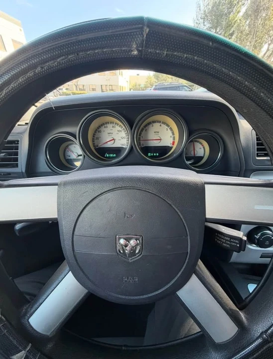 2010 Dodge Challenger 3rd Gen - Image 12 of 14