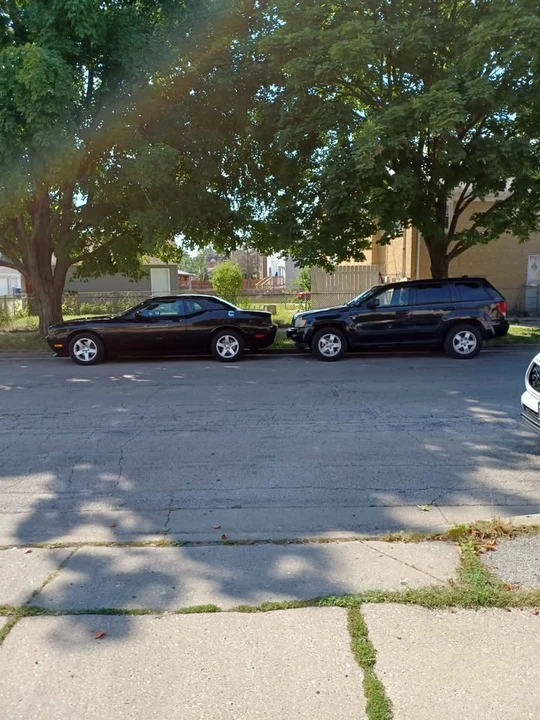 2010 Dodge Challenger 3rd Gen - Image 3 of 4