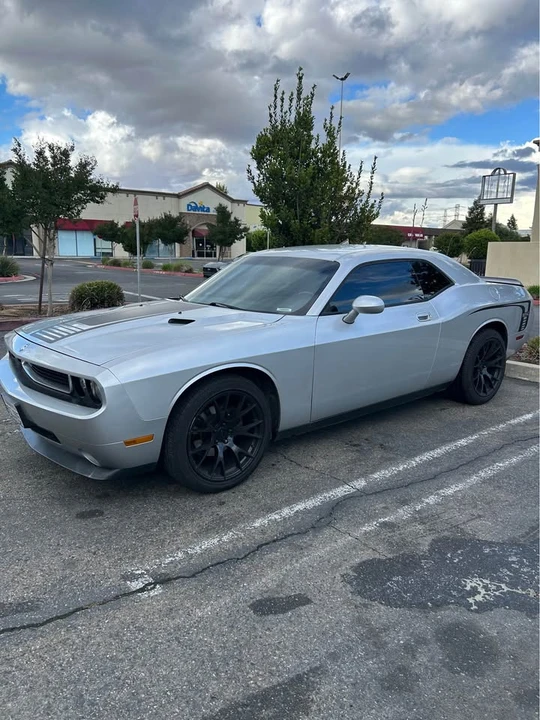 2010 Dodge Challenger 3rd Gen - Image 7 of 7