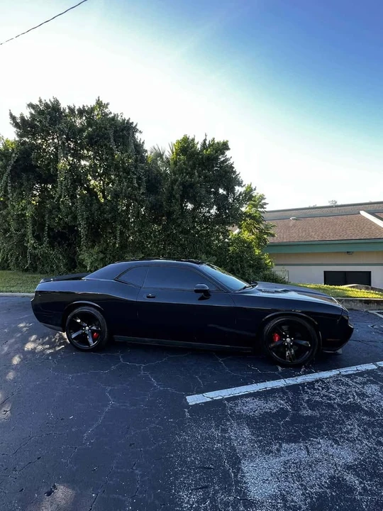 2010 Dodge Challenger SRT8 & 392 3rd Gen - Image 8 of 10