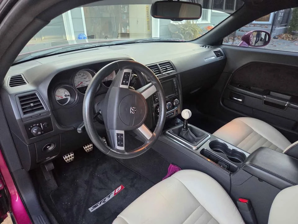 2010 Dodge Challenger SRT8 & 392 3rd Gen - Image 5 of 12