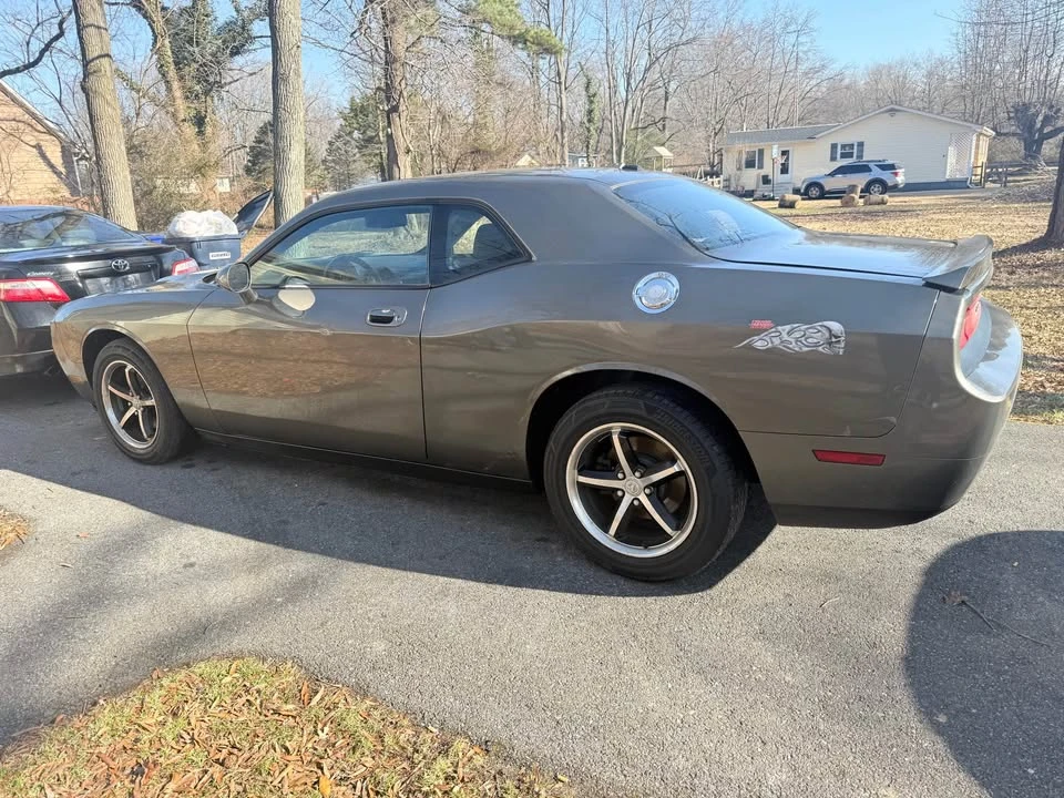 2010 Dodge Challenger SRT8 & 392 3rd Gen - Image 3 of 9