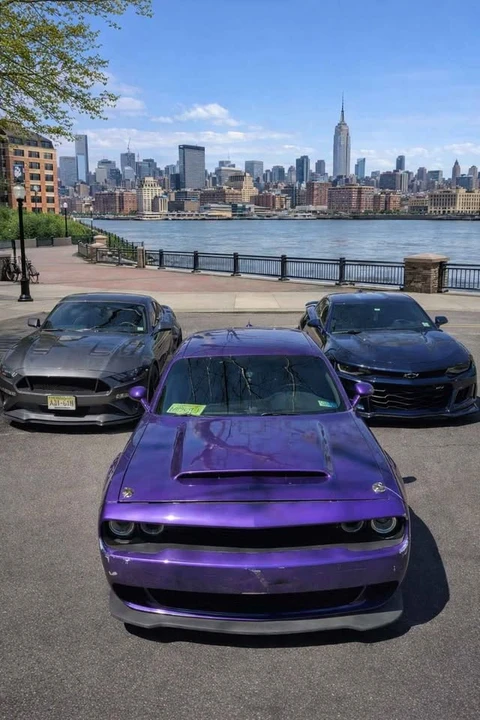 2010 Dodge Challenger SRT8 & 392 3rd Gen - Image 9 of 14