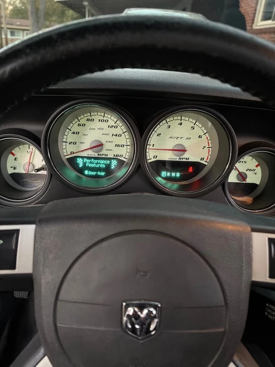 2010 Dodge Challenger SRT8 & 392 3rd Gen - Image 7 of 8