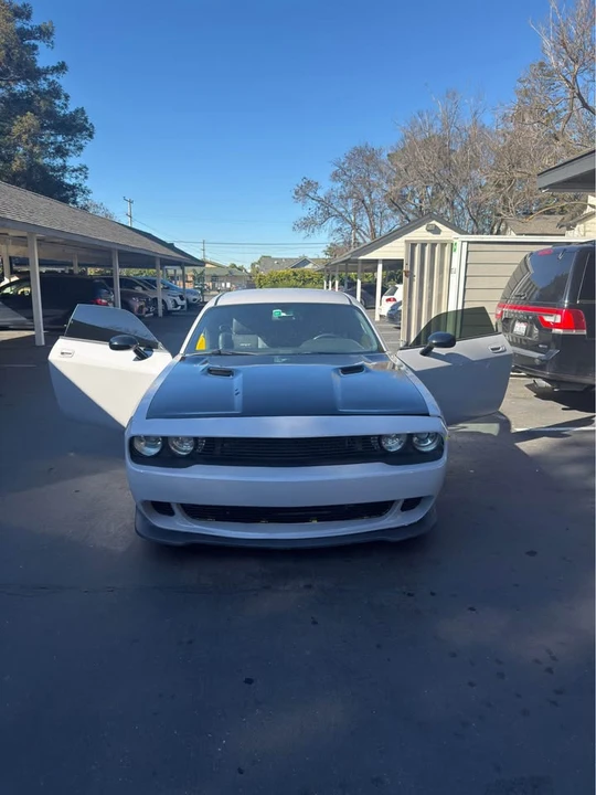2010 Dodge Challenger SRT8 & 392 3rd Gen - Image 5 of 11