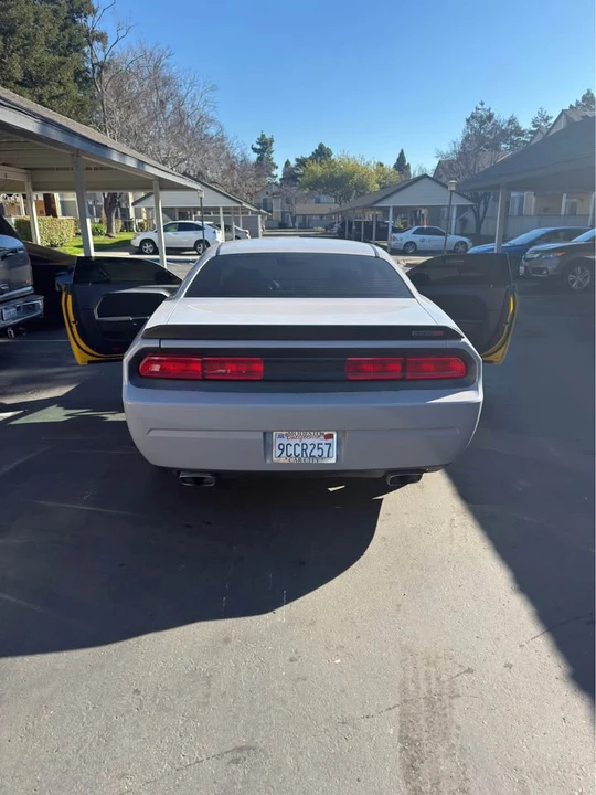 2010 Dodge Challenger SRT8 & 392 3rd Gen - Image 3 of 11