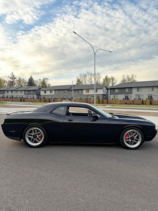 2010 Dodge Challenger SRT8 & 392 3rd Gen - Image 4 of 20
