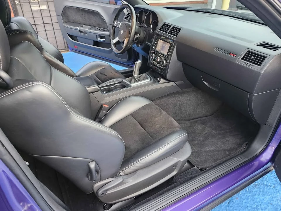 2010 Dodge Challenger SRT8 & 392 3rd Gen - Image 9 of 20