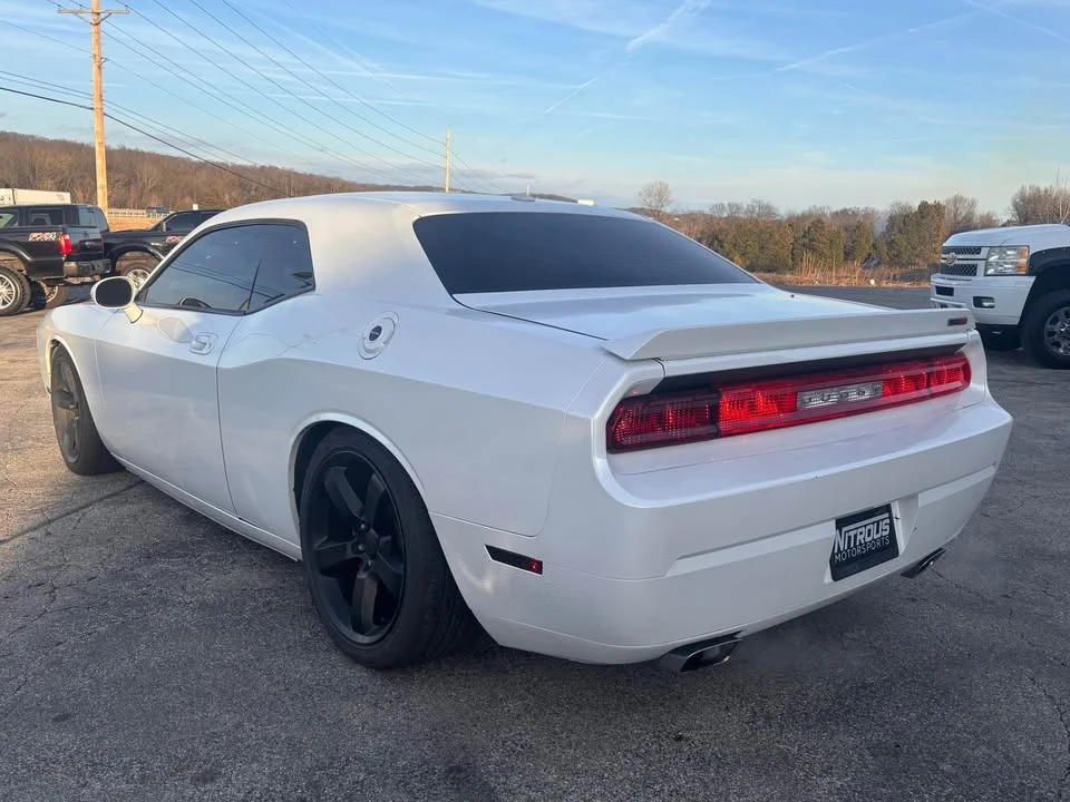 2010 Dodge Challenger SRT8 & 392 3rd Gen - Image 4 of 7