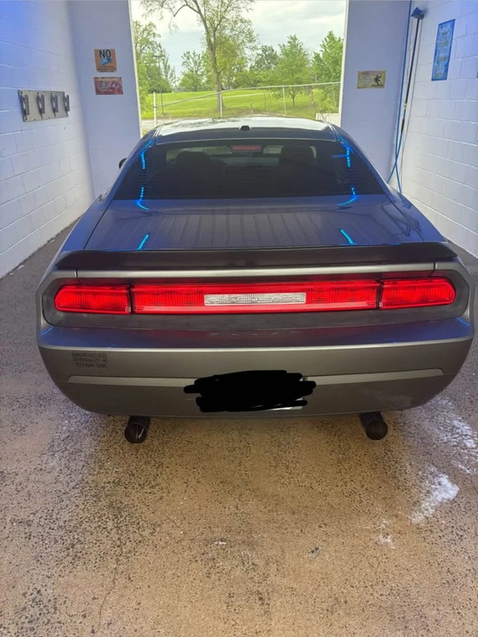 2010 Dodge Challenger 3rd Gen - Image 6 of 12