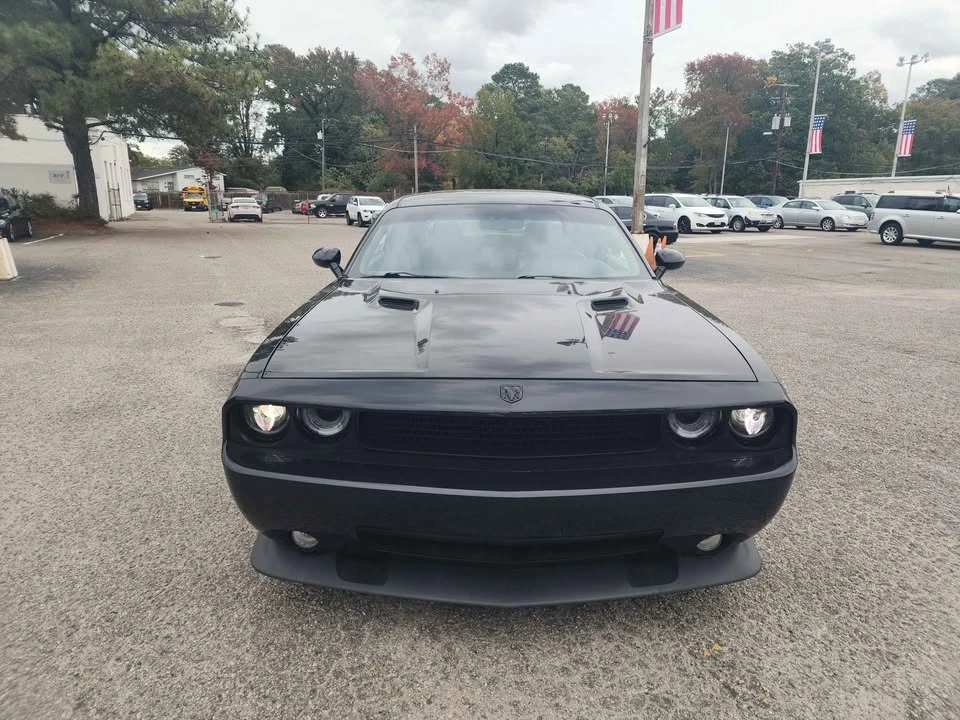 2010 Dodge Challenger SRT8 & 392 3rd Gen - Image 6 of 12