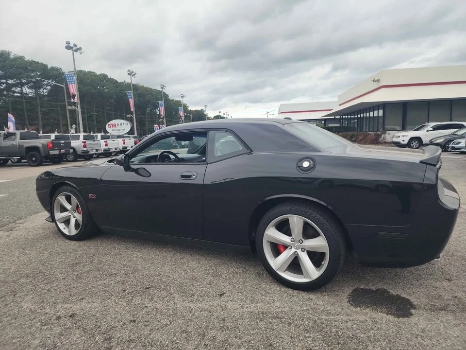 2010 Dodge Challenger SRT8 & 392 3rd Gen - Image 8 of 12