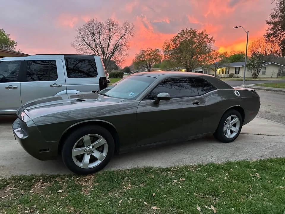 2010 Dodge Challenger 3rd Gen - Image 4 of 4
