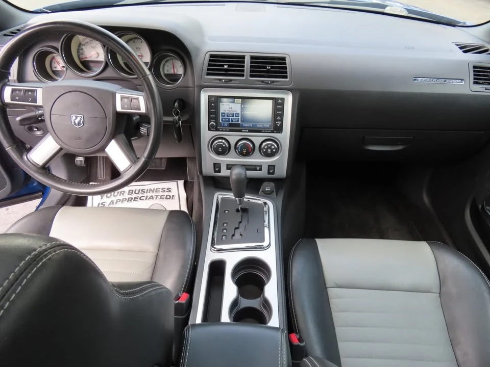 2010 Dodge Challenger 3rd Gen - Image 18 of 20