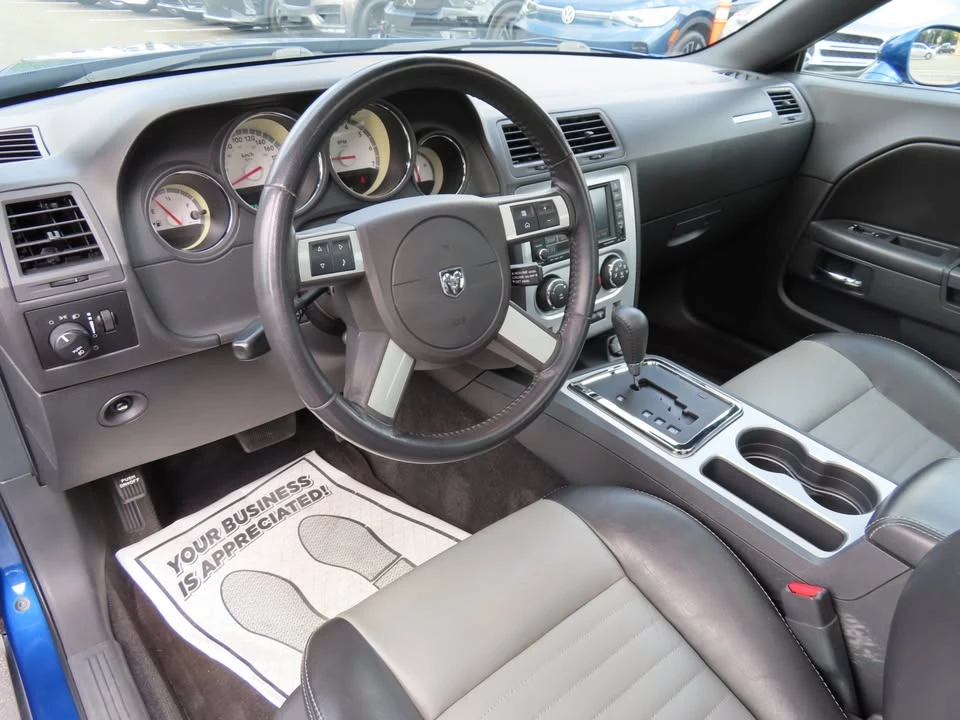 2010 Dodge Challenger 3rd Gen - Image 17 of 20