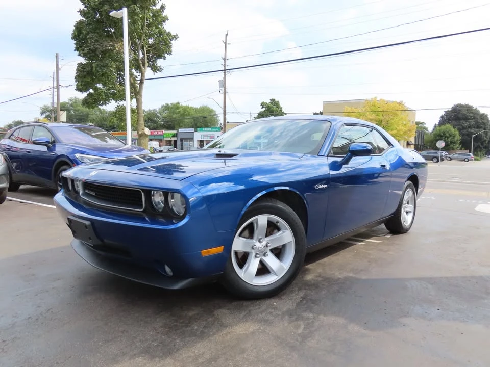 2010 Dodge Challenger 3rd Gen - Image 4 of 20