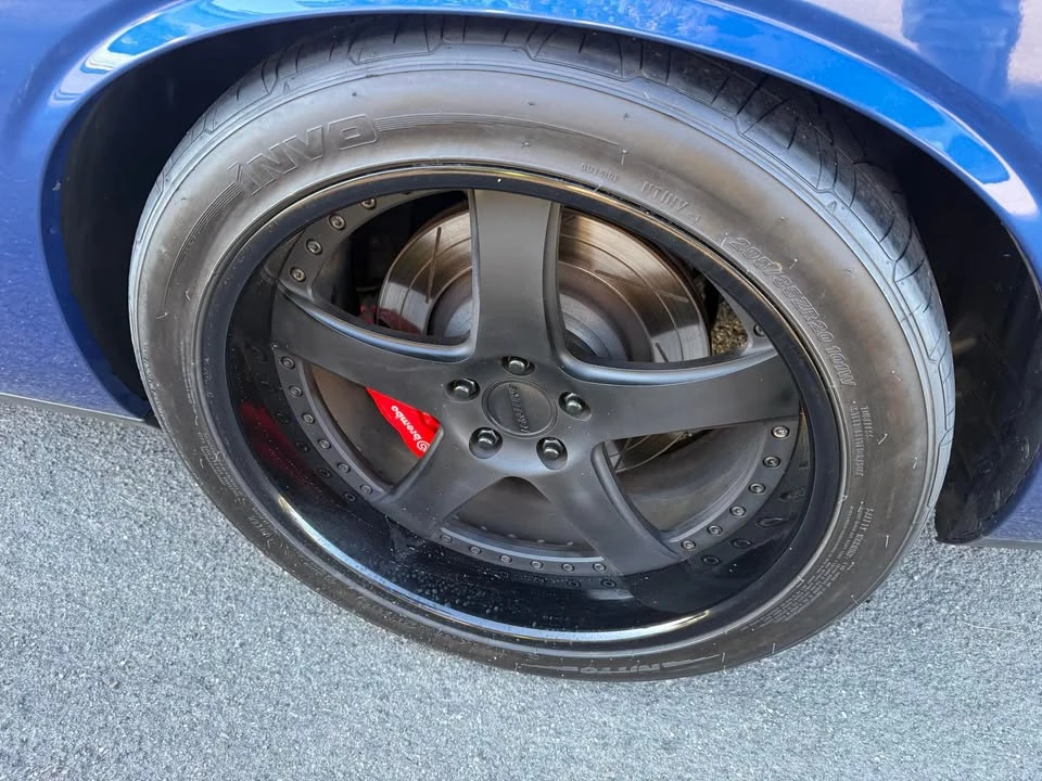 2010 Dodge Challenger 3rd Gen - Image 16 of 17
