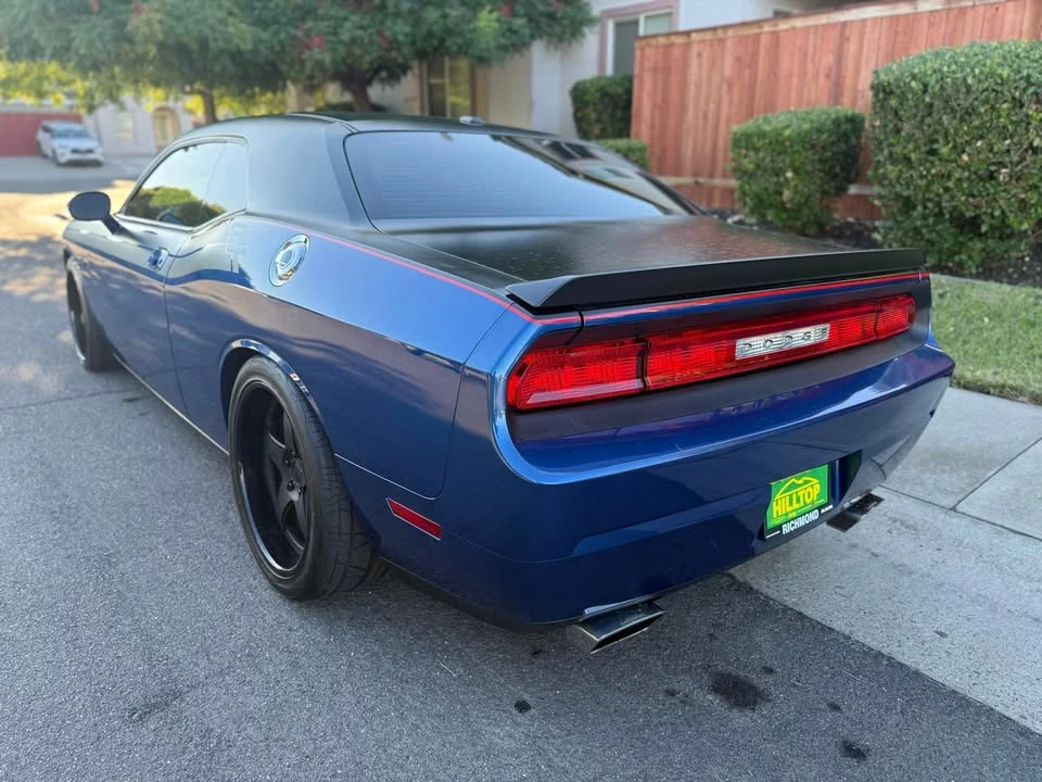 2010 Dodge Challenger 3rd Gen - Image 7 of 17