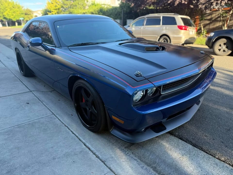 2010 Dodge Challenger 3rd Gen - Image 3 of 17