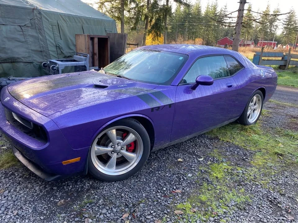2010 Dodge Challenger 3rd Gen - Image 4 of 12