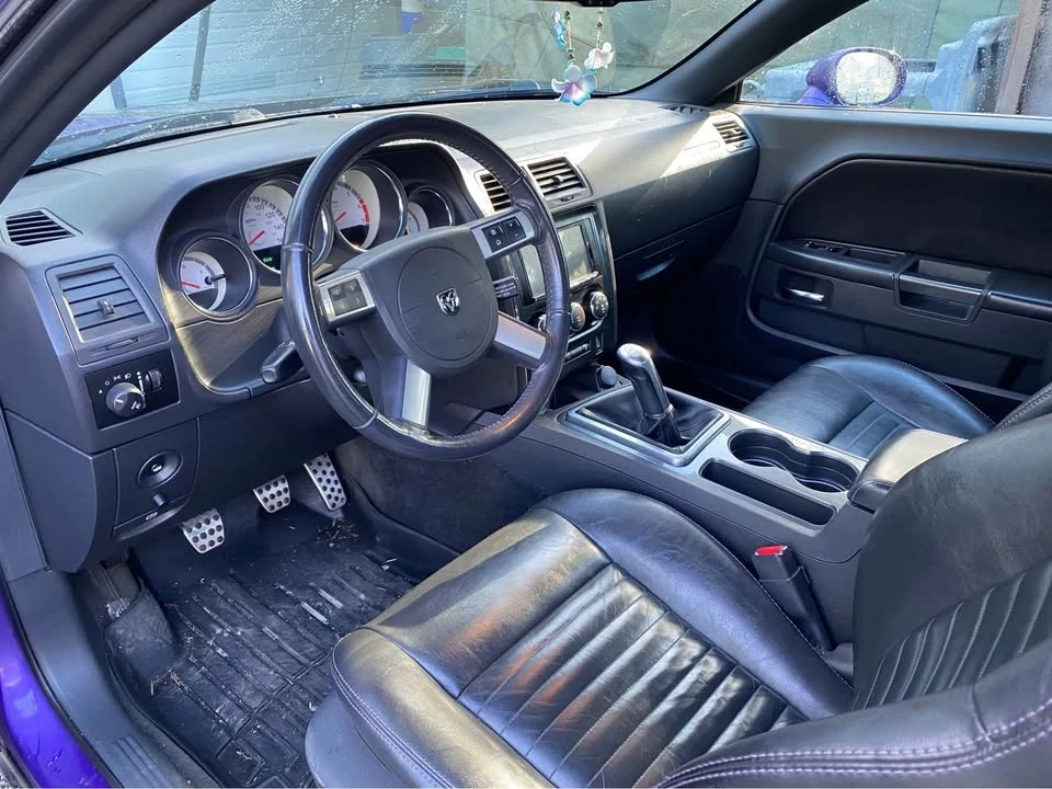 2010 Dodge Challenger 3rd Gen - Image 8 of 12