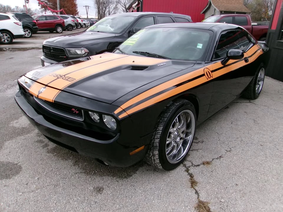 2010 Dodge Challenger 3rd Gen - Image 6 of 9