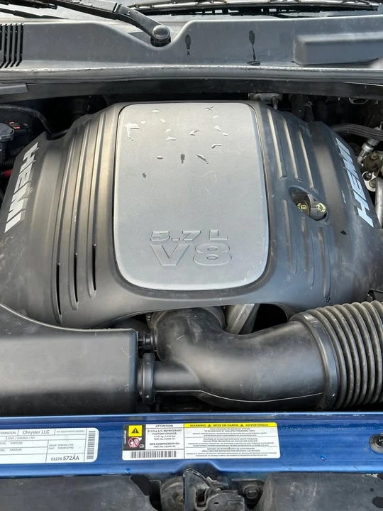 2010 Dodge Challenger 3rd Gen - Image 11 of 13