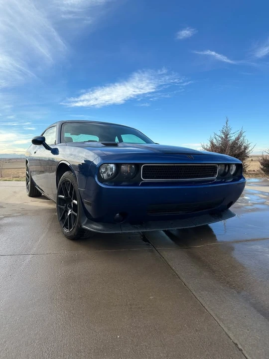 2010 Dodge Challenger 3rd Gen - Image 7 of 13