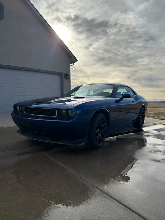 2010 Dodge Challenger 3rd Gen - Image 10 of 13