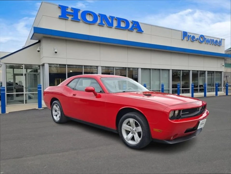 2010 Dodge Challenger 3rd Gen - Image 3 of 13