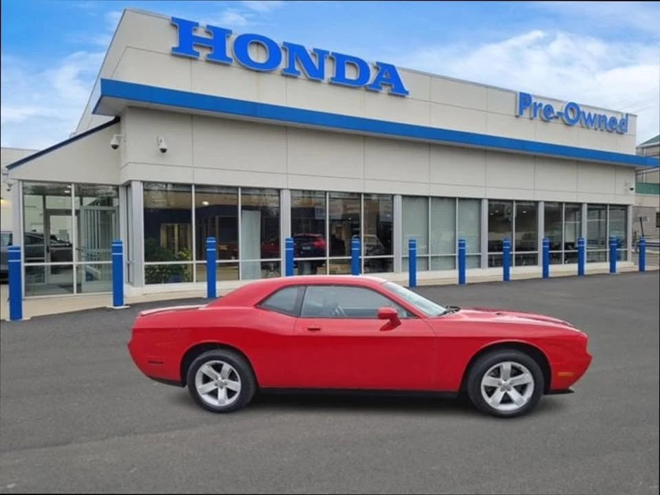 2010 Dodge Challenger 3rd Gen - Image 4 of 13