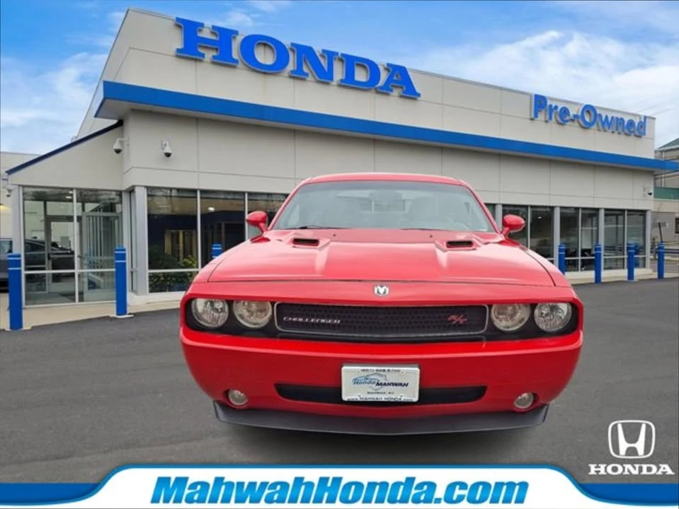 2010 Dodge Challenger 3rd Gen - Image 2 of 13