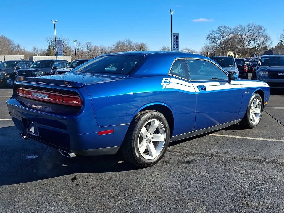 2010 Dodge Challenger 3rd Gen - Image 6 of 13