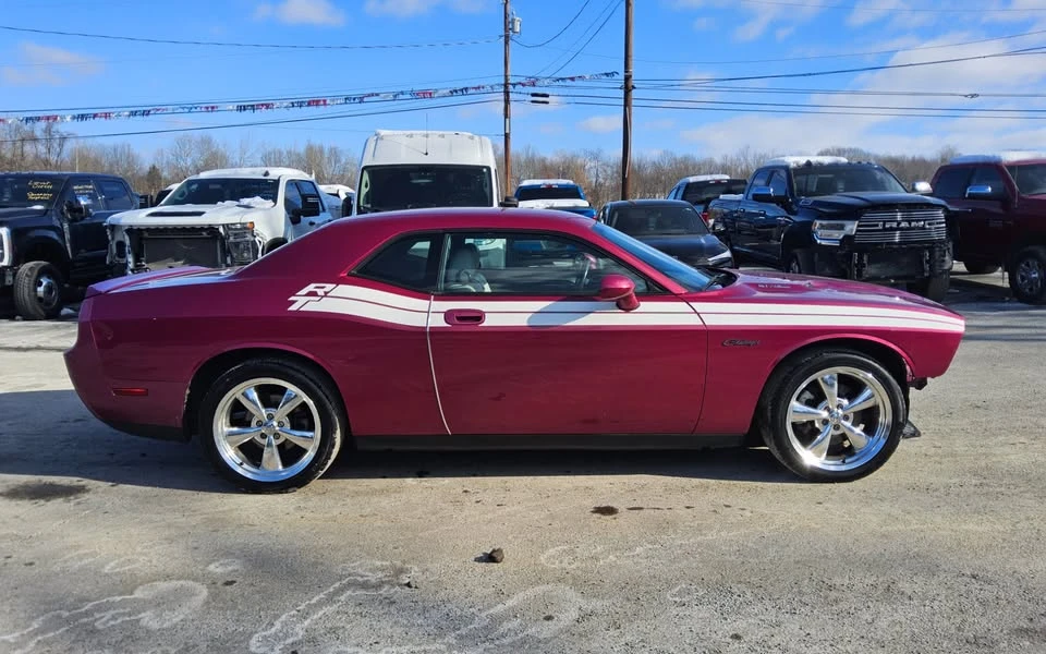 2010 Dodge Challenger 3rd Gen - Image 3 of 14