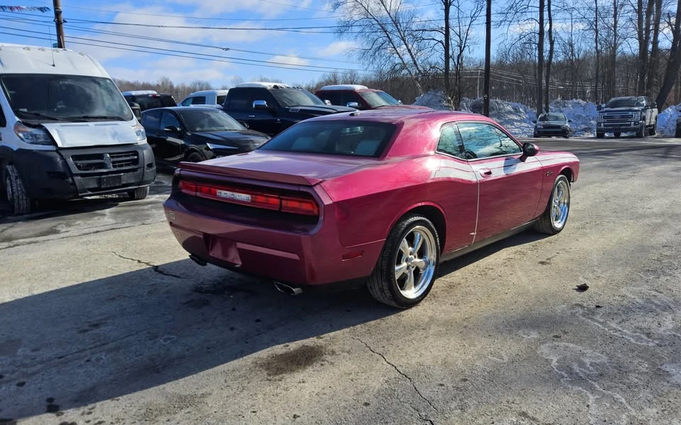 2010 Dodge Challenger 3rd Gen - Image 4 of 14