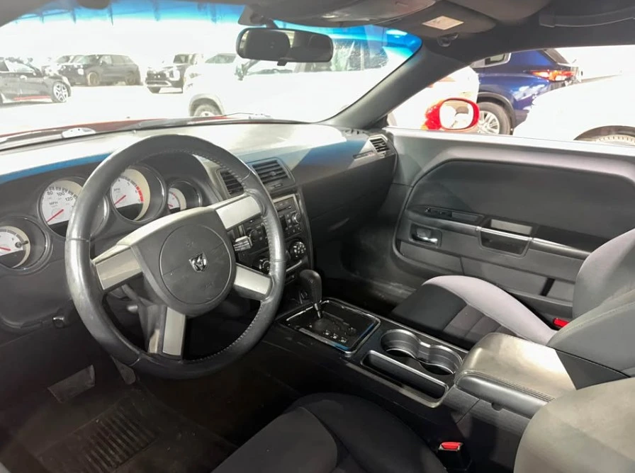 2010 Dodge Challenger 3rd Gen - Image 5 of 6