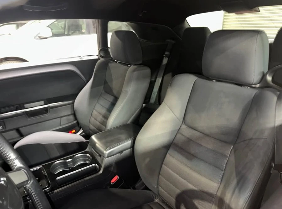 2010 Dodge Challenger 3rd Gen - Image 6 of 6