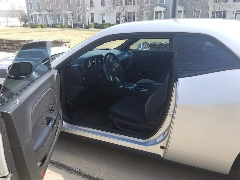 2010 Dodge Challenger 3rd Gen - Image 5 of 10
