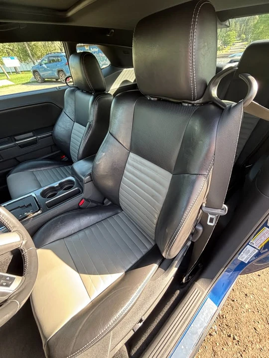2010 Dodge Challenger 3rd Gen - Image 7 of 12
