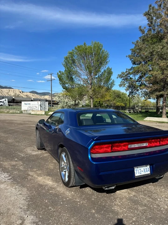 2010 Dodge Challenger 3rd Gen - Image 5 of 12