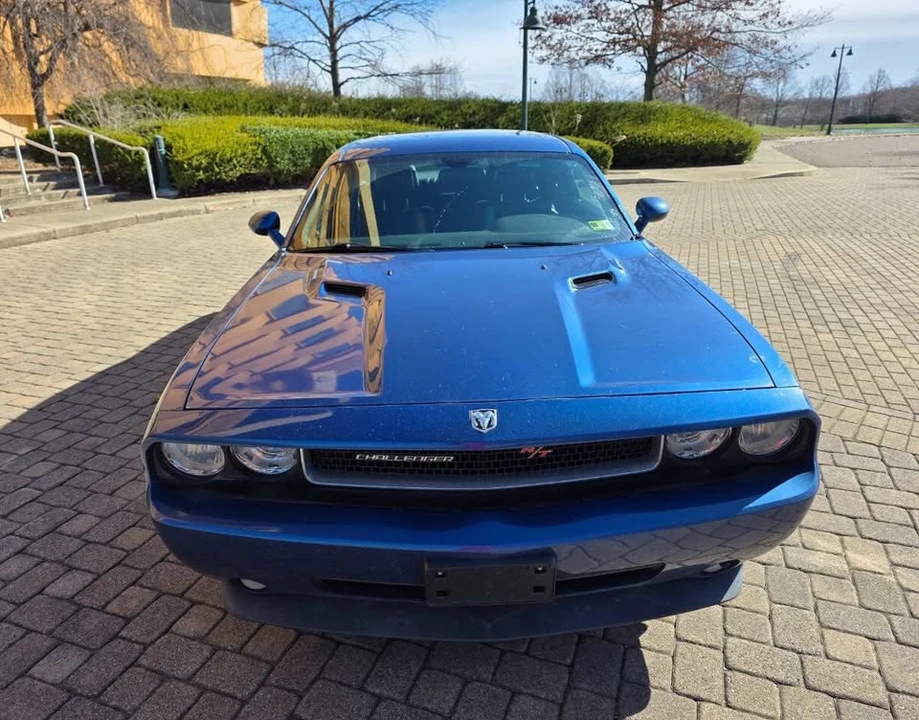 2010 Dodge Challenger 3rd Gen - Image 2 of 11