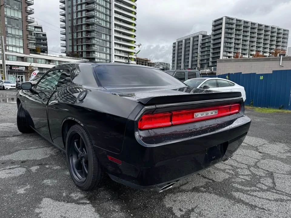 2010 Dodge Challenger 3rd Gen - Image 7 of 15